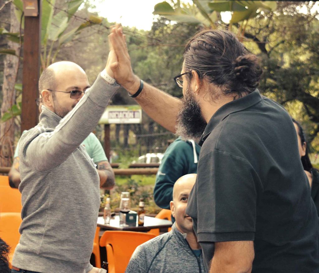 equipos exitosos y team building en programa en naturaleza para equipos de trabajo